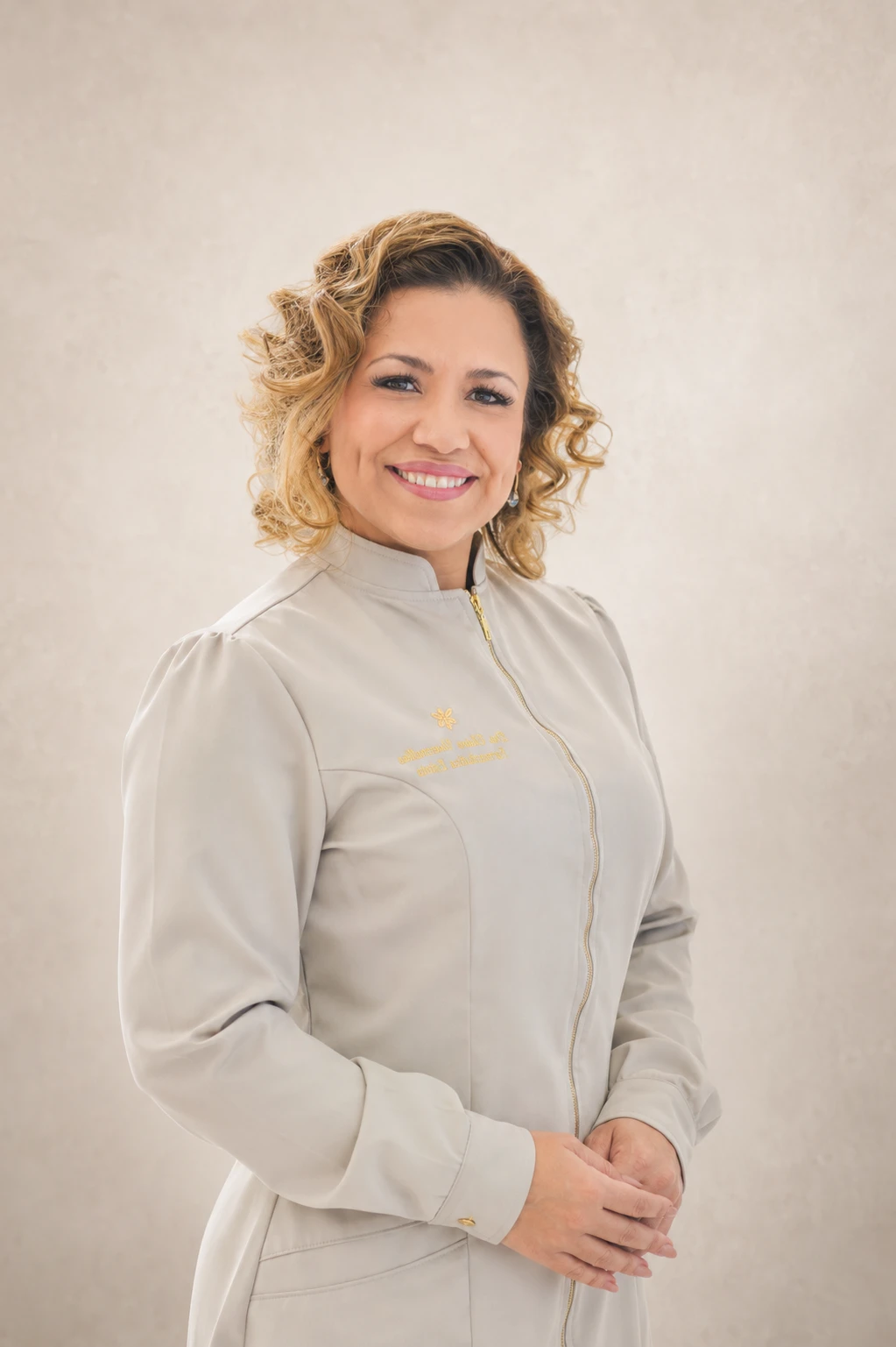 Dra. Elaine Vasconcellos - Farmacêutica Esteta